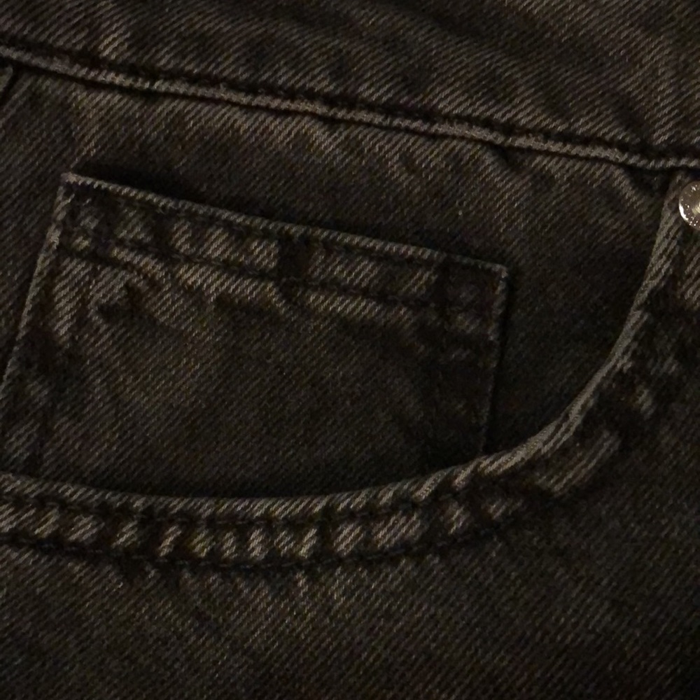 Divided 90s Baggy High Waisted Jeans - Picture 8 of 11
